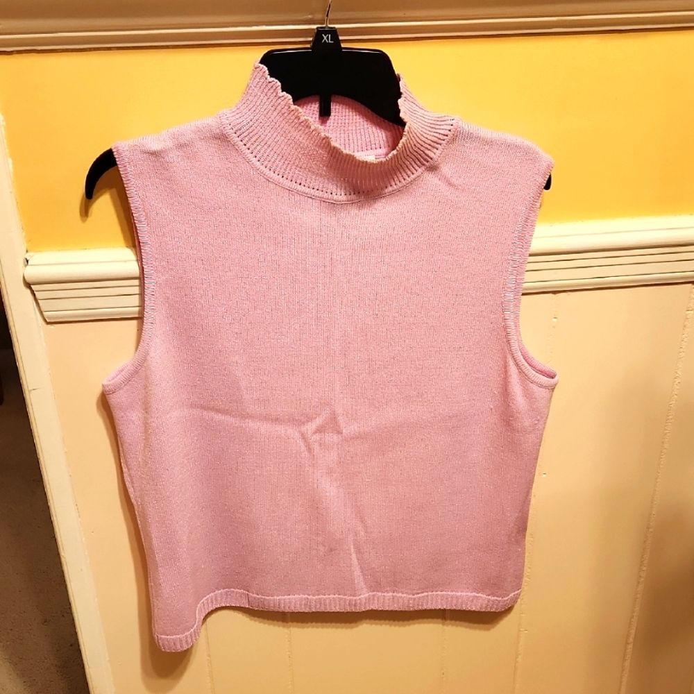 St. John Sport Essentials Soft Pink Sleeveless Scalloped Mock Neck Top Size L